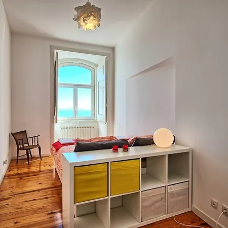 Cais Santarem Tagus River Apartment